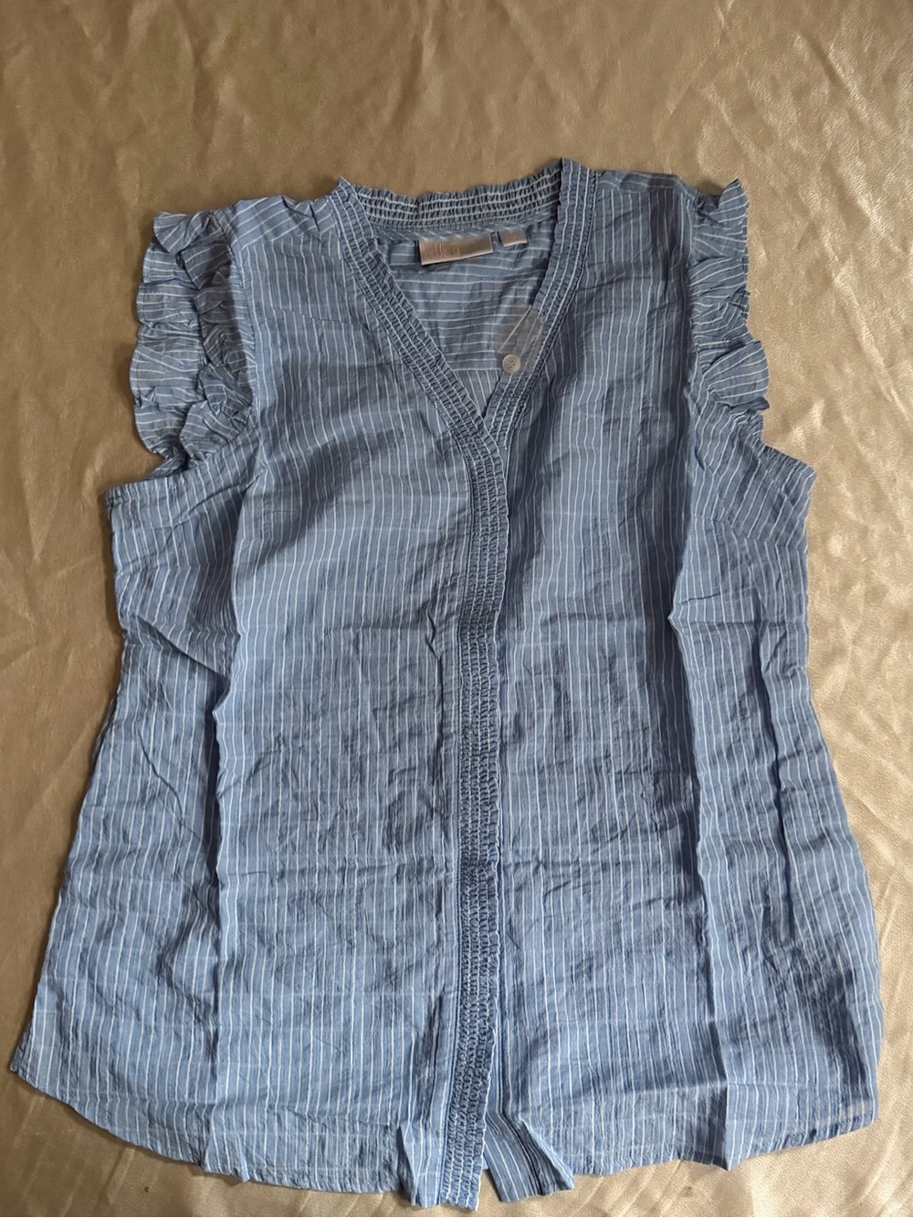Belle by Kim Gravel Pinstripe Ruffle Shoulder Button Up Top Small A688049 nwot